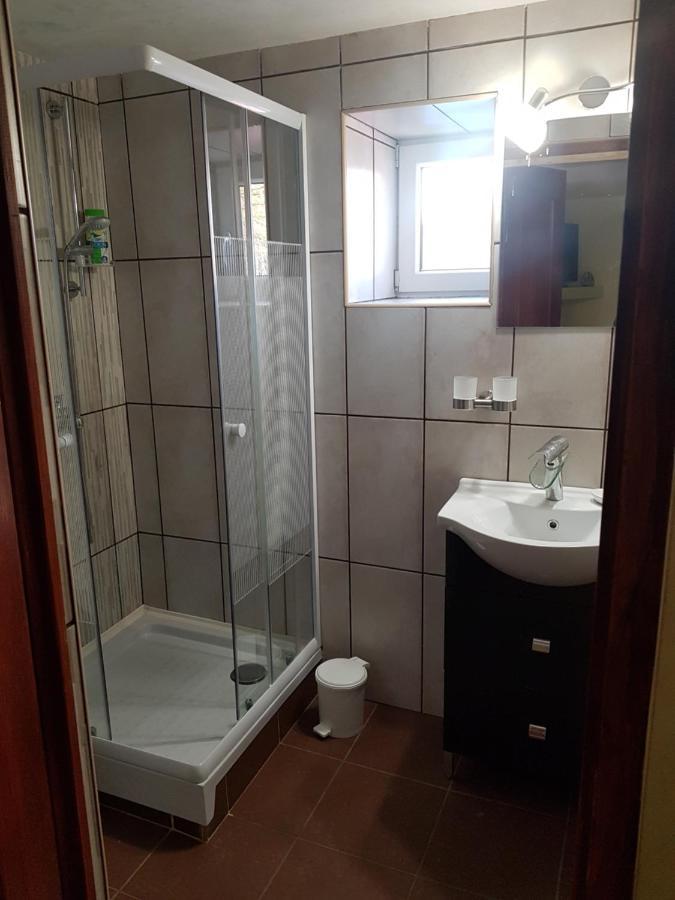 Anna Bella Apartman Gyula Esterno foto