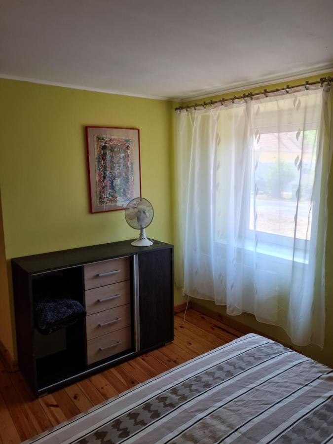 Anna Bella Apartman Gyula Esterno foto