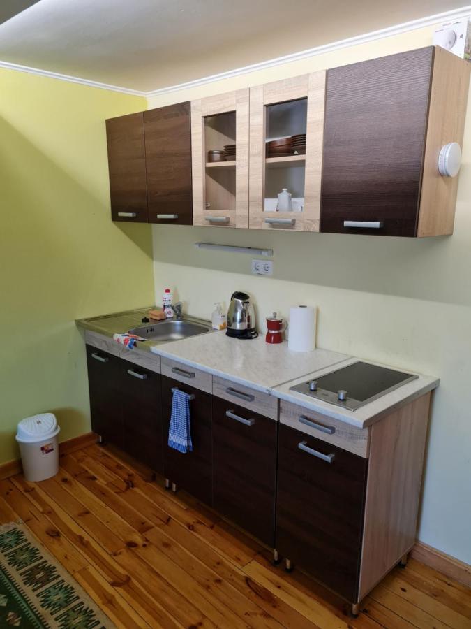Anna Bella Apartman Gyula Esterno foto